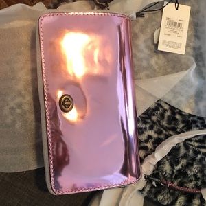 Coach NWT High Shine Metallic Dinky